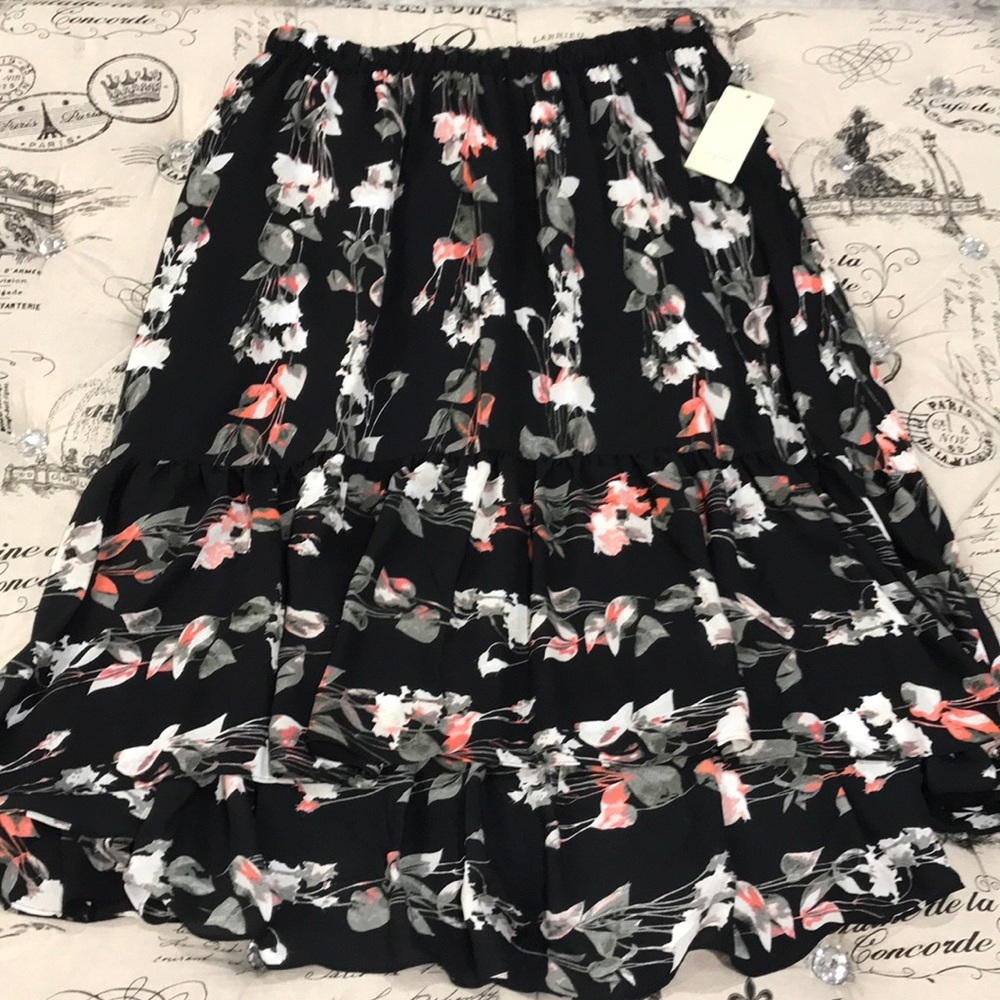 💥 Sejour Ruffle Skirt (Plus Size) - Picture 5 of 8